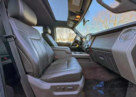 2018 Mercedes-Benz Gls 450 4Matic z USA, uszkodzony, nr VIN 4JGDF6EE1JB000372